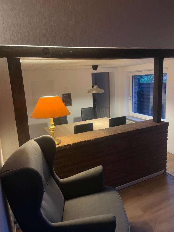 Ruhiges Zentral Gelegenes Apartment In Guetersloh ภายนอก รูปภาพ